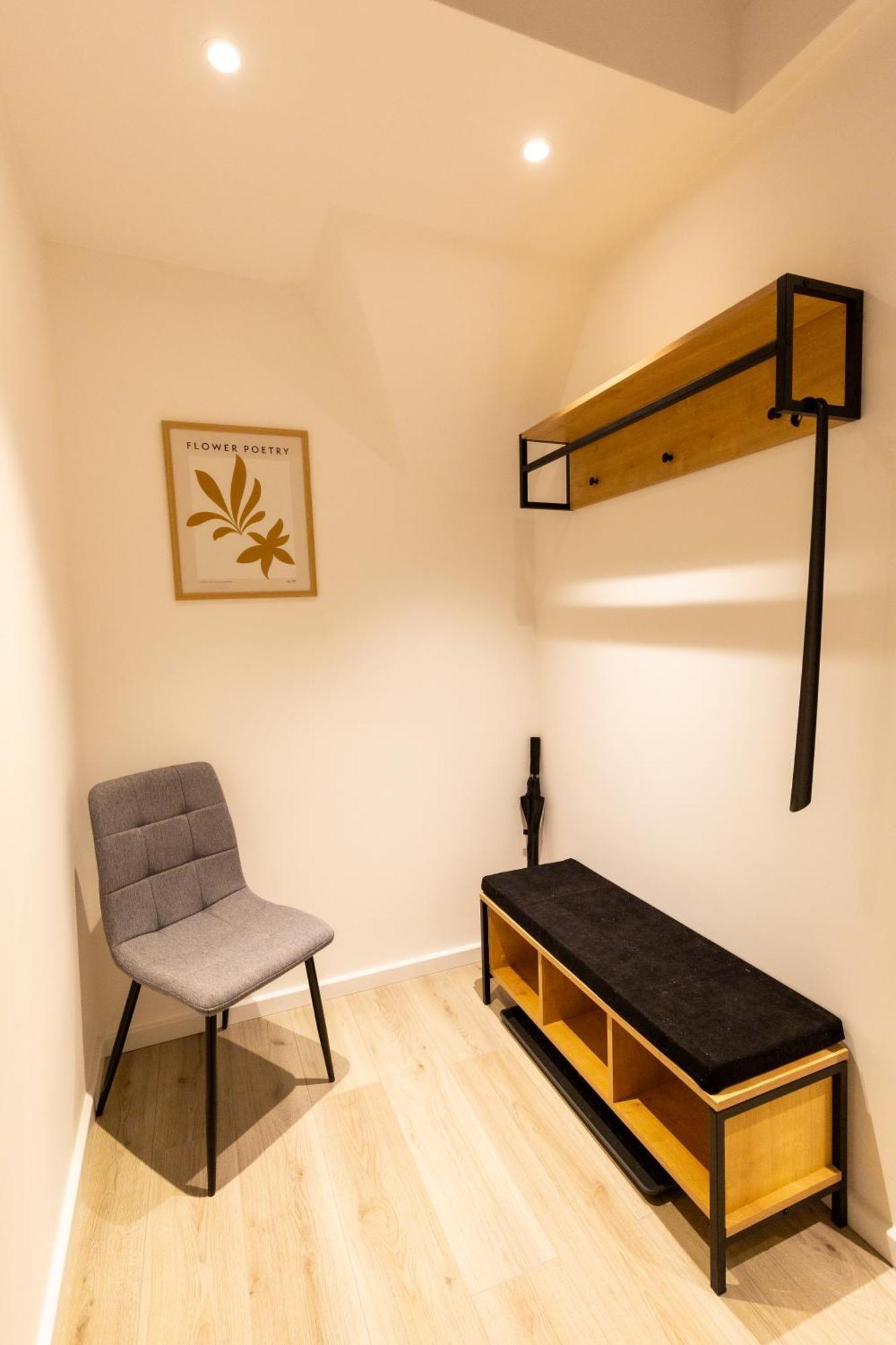 Apartment Soulscape Kompakter Loft-wohnraum Mit Lift Direkt In Wohnung, Modern, Zentrumsnah, Gratis Wifi *